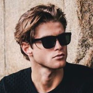 Meet your Posher, Stefano